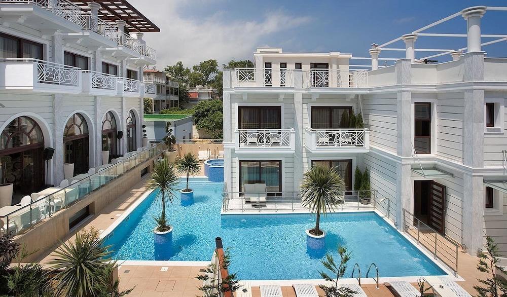 Diverso Platamon, Luxury Hotel & Suites Экстерьер фото