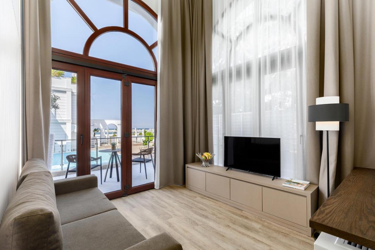 Diverso Platamon, Luxury Hotel & Suites Экстерьер фото